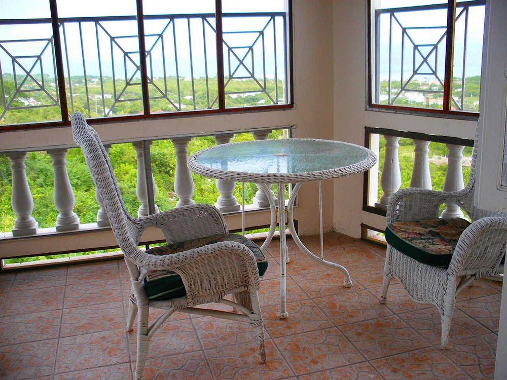 Emerald View Resort Villa Montego Bay Restoran fotoğraf